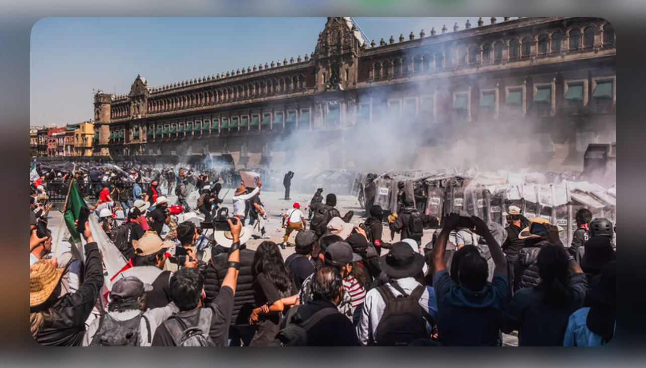 জেন-জি বিক্ষোভে উত্তাল মেক্সিকো, একাধিক শহরে বিক্ষোভ 12704_IMG_5156.jpeg