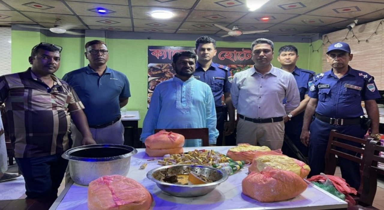 বিরিয়ানি খেয়ে অসুস্থ গ্রাহক, অতঃপর... 14835_IMG_8328.jpeg