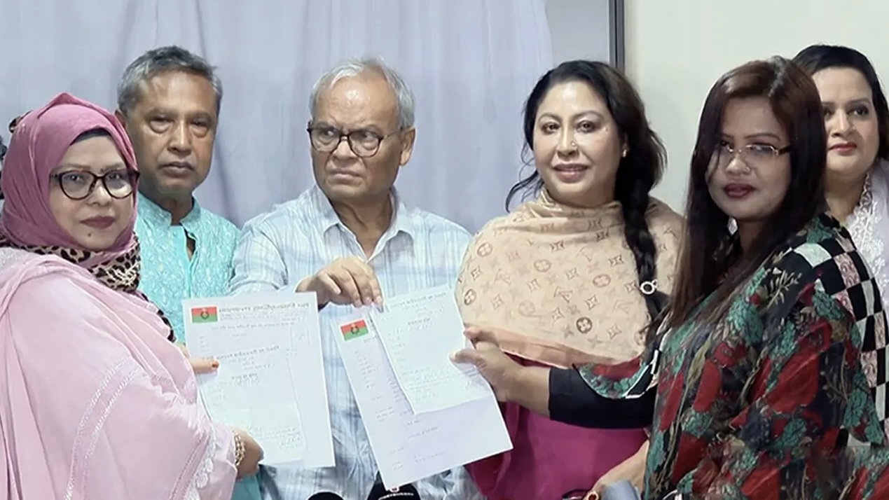 সংরক্ষিত নারী আসন: প্রথম দিন বিএনপির মনোনয়ন ফরম নিলেন ৫৭৮ জন 15023_IMG_9849.jpeg