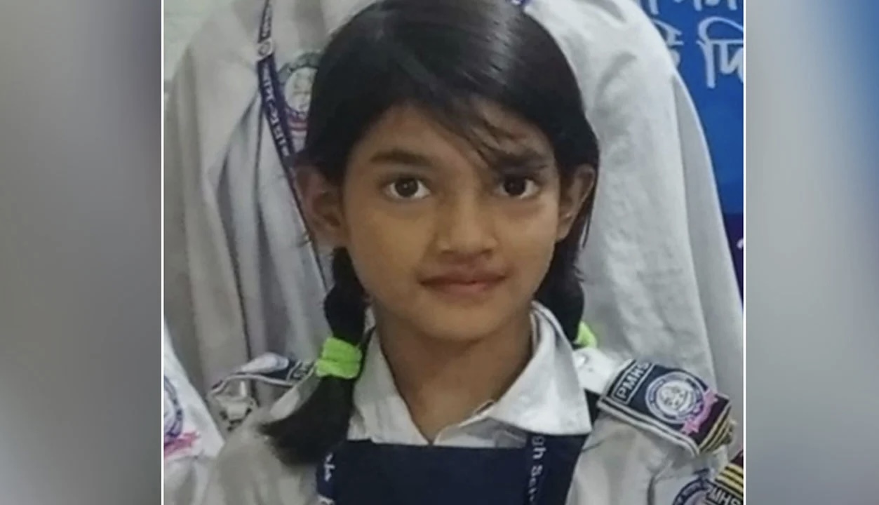 রামিসার ডিএনএ রিপোর্ট তদন্ত কর্মকর্তার কাছে হস্তান্তর সিআইডির 15535_IMG_3818.jpeg