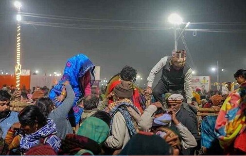 গুজবে হুড়োহুড়ি, ভারতে মন্দিরে পদদলিত হয়ে ৭ জনের মৃত্যু 16411_IMG_8433.jpeg