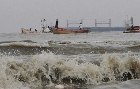 সাগরে লঘুচাপের শঙ্কা, টানা বৃষ্টি থাকবে কতদিন 16704_IMG_9656.jpeg