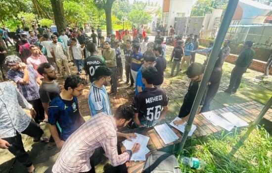 চুয়েটে দ্বিতীয় দিনের মতো চলছে শিক্ষার্থীদের আন্দোলন 16835_IMG_0055.jpeg