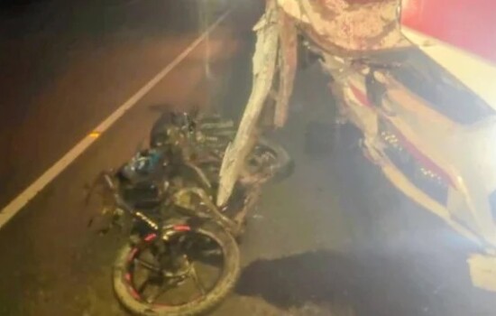 উজিরপুরে বাসের ধাক্কায় বাইক আরোহী ৩ বন্ধু নিহত 16986_IMG_0451.jpeg