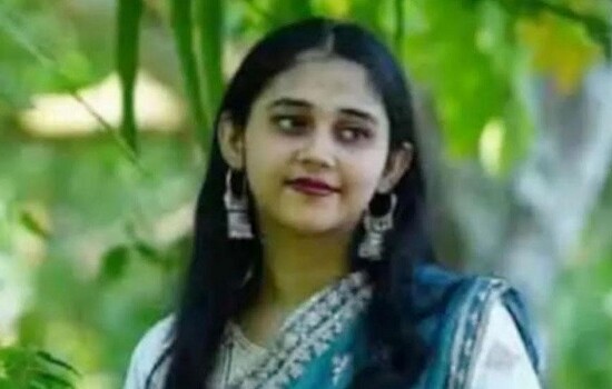 ইজিবাইকের চাকায় ওড়না পেঁচিয়ে প্রাণ গেল তরুণীর 17146_IMG_0885.jpeg