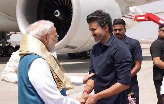 চেন্নাই বিমানবন্দরে মোদিকে স্বাগত জানালেন মুখ্যমন্ত্রী বিজয় 17235_IMG_1109.jpeg